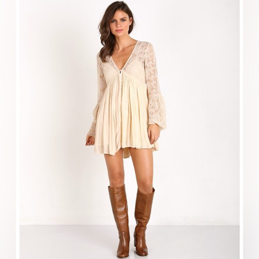 Free People With Love From India Bell Sleeve Crochet Lace Mini Boho - Picture 6 of 16